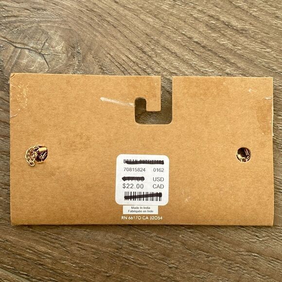 Urban Outfitters Effie Butterfly Chain Link Gold tone Choker Necklace - Picture 3 of 3